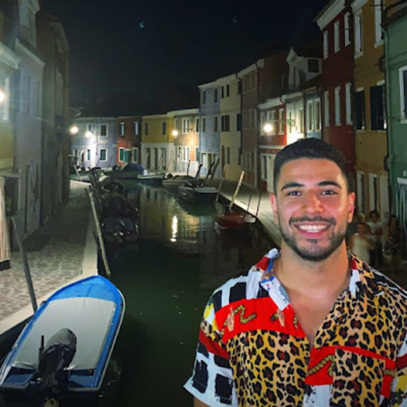 Meet your Posher, Sepehr - Picture 1 of 1